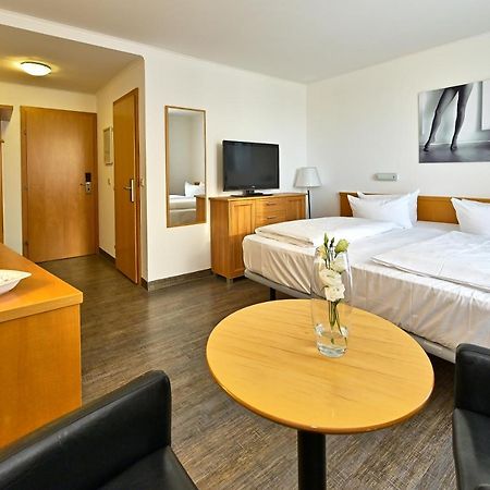 Hesse Hotel Целле Экстерьер фото