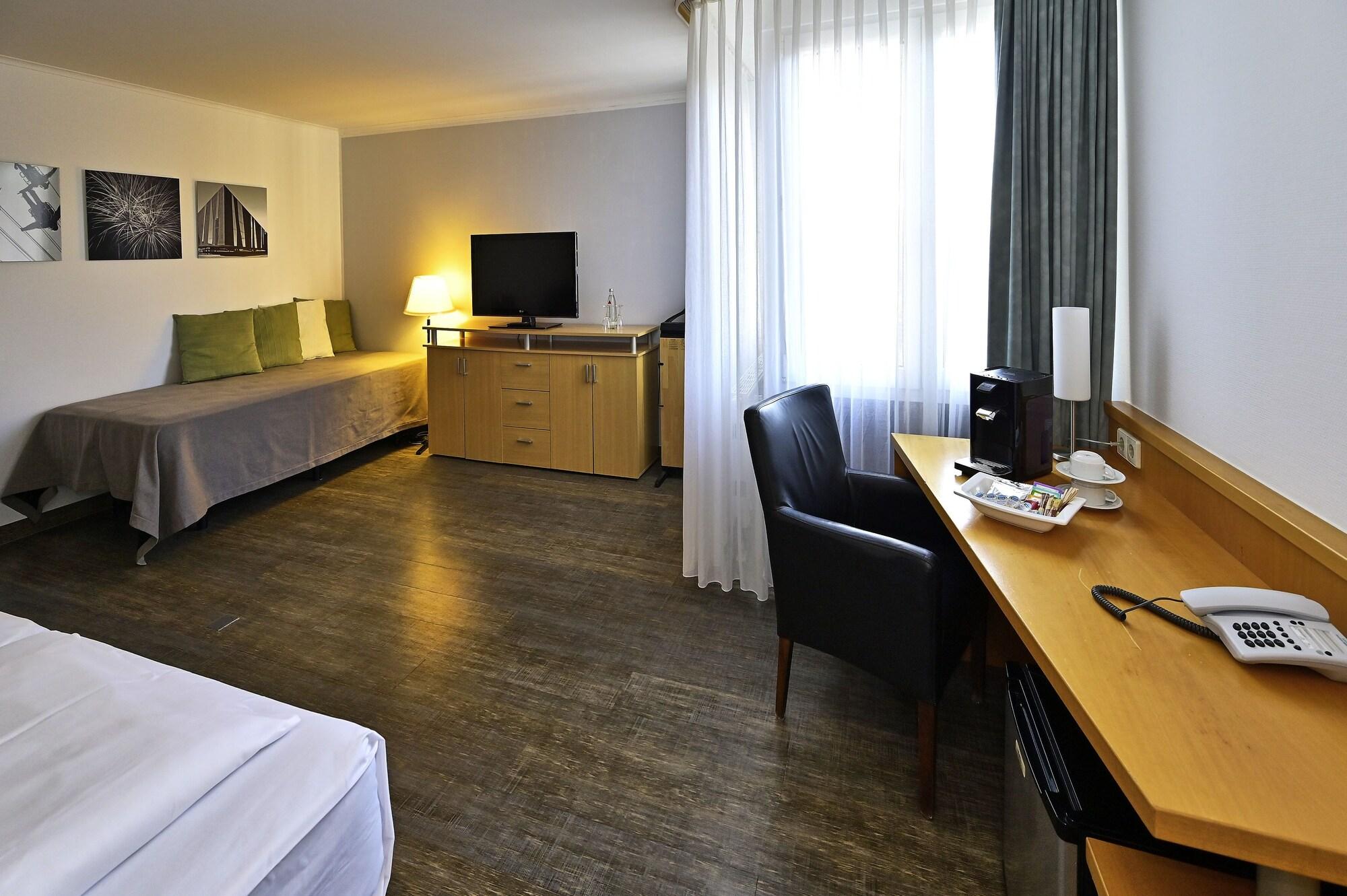 Hesse Hotel Целле Экстерьер фото